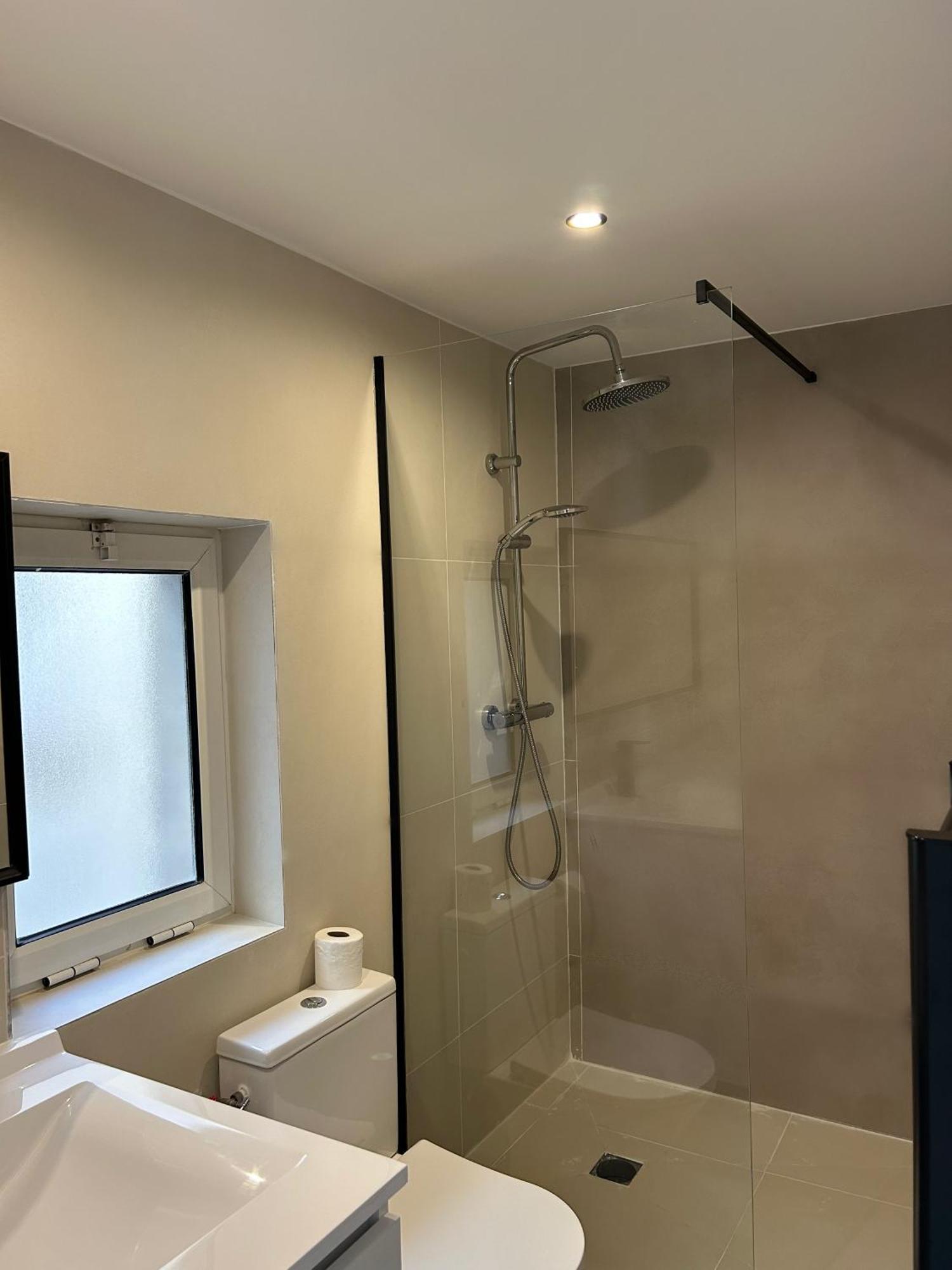 Charmant 3 Pieces Renove Au Coeur Du Vieil Антиб Экстерьер фото