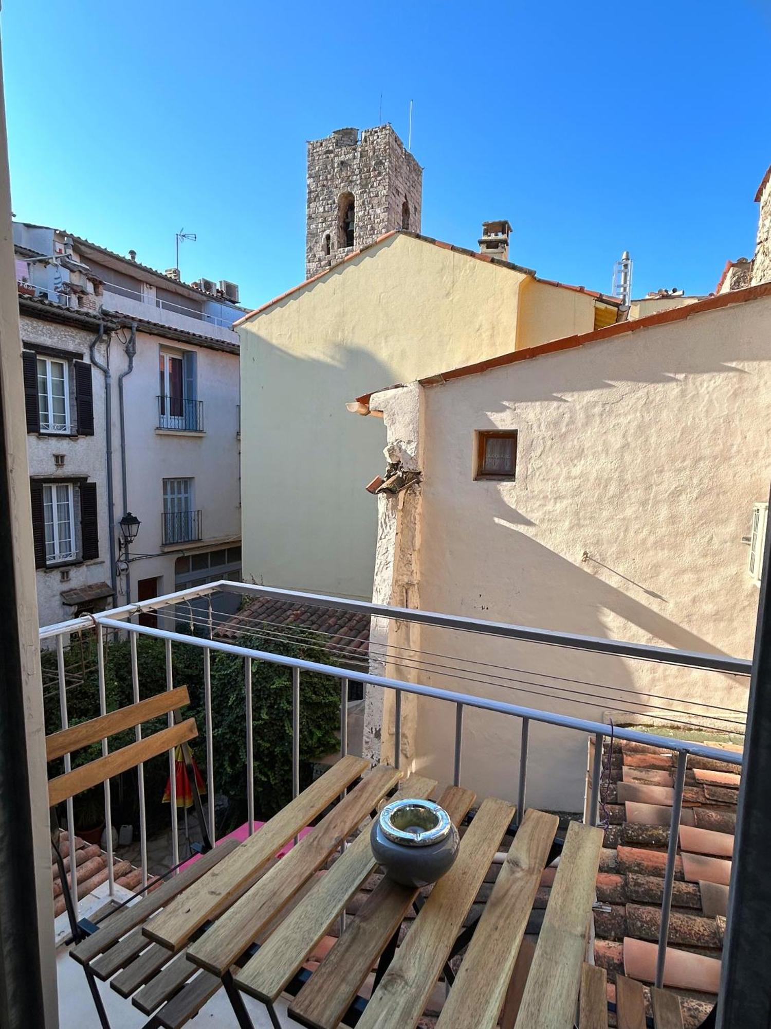 Charmant 3 Pieces Renove Au Coeur Du Vieil Антиб Экстерьер фото
