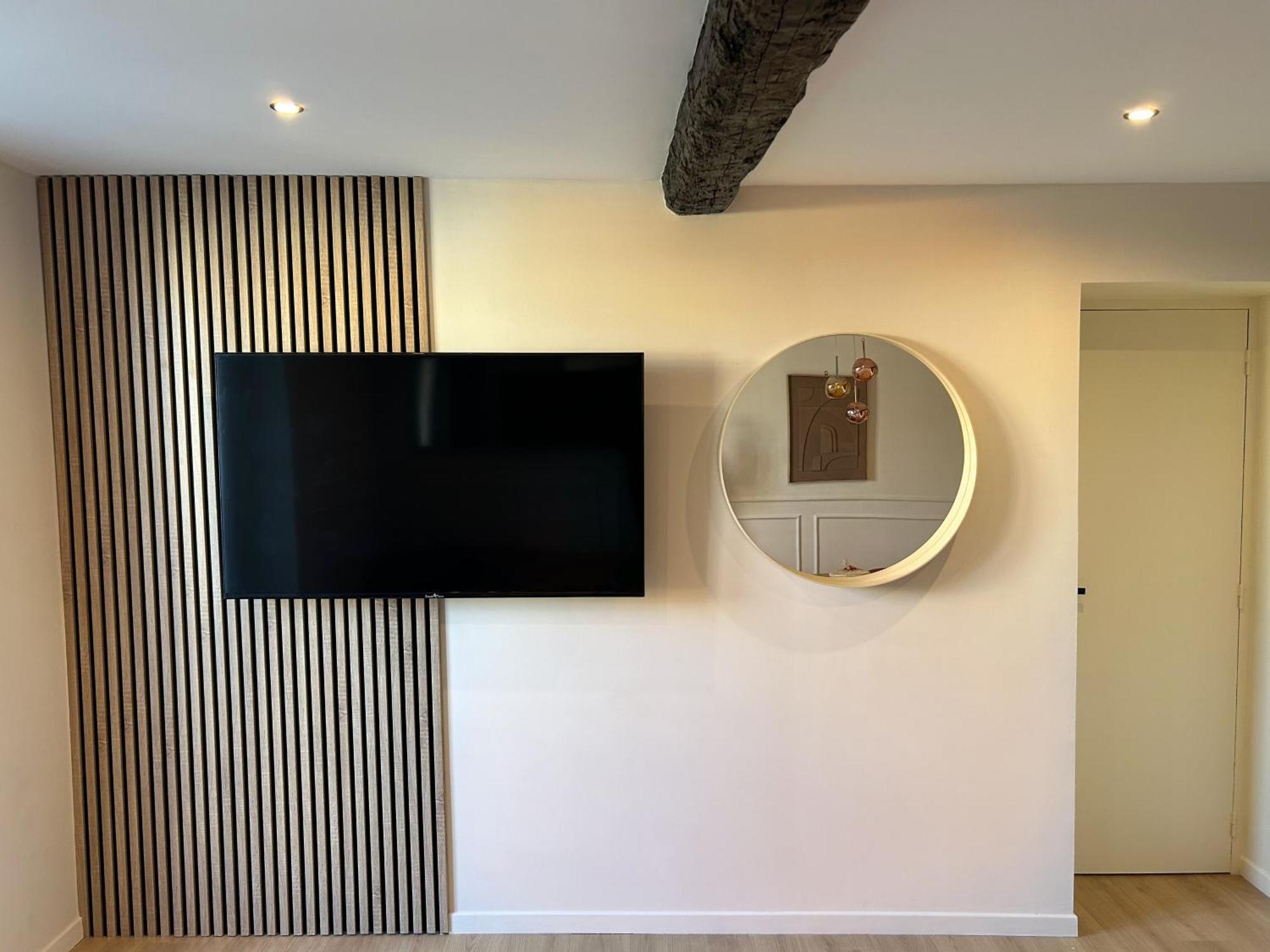 Charmant 3 Pieces Renove Au Coeur Du Vieil Антиб Экстерьер фото